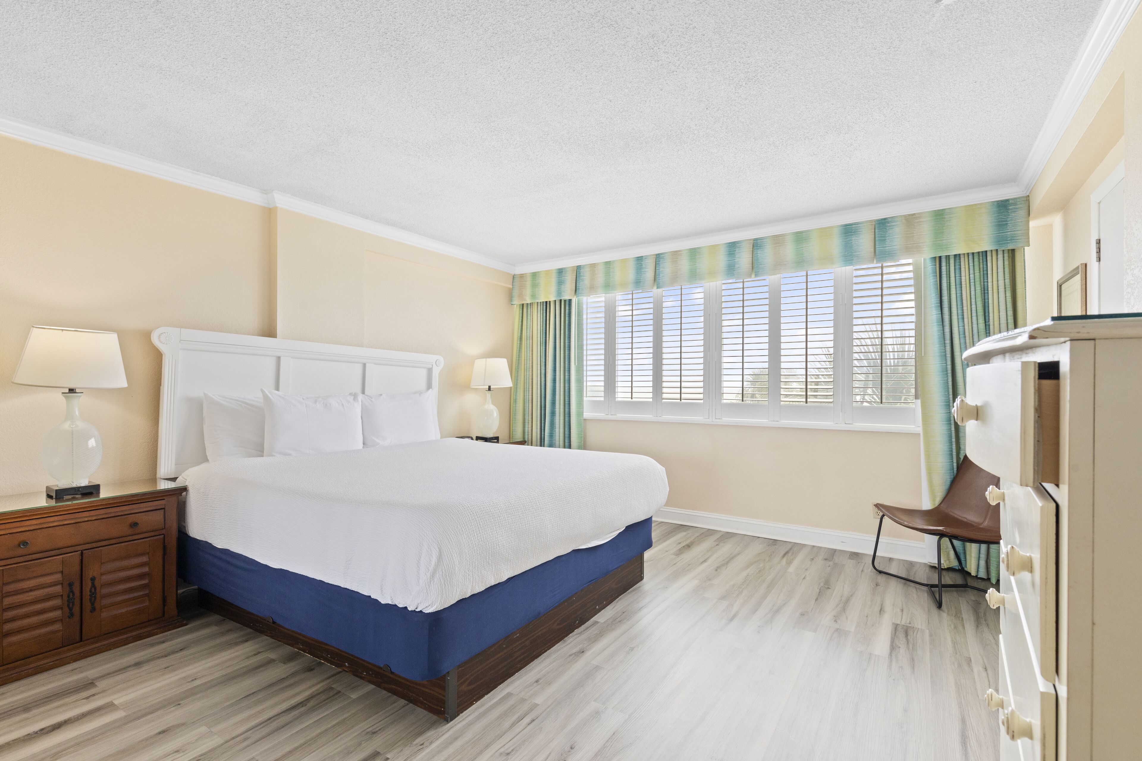 Superior Condo, 2 Bedrooms, Balcony, Ocean View