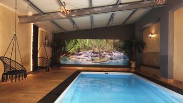 Innenpool, beheizter Pool