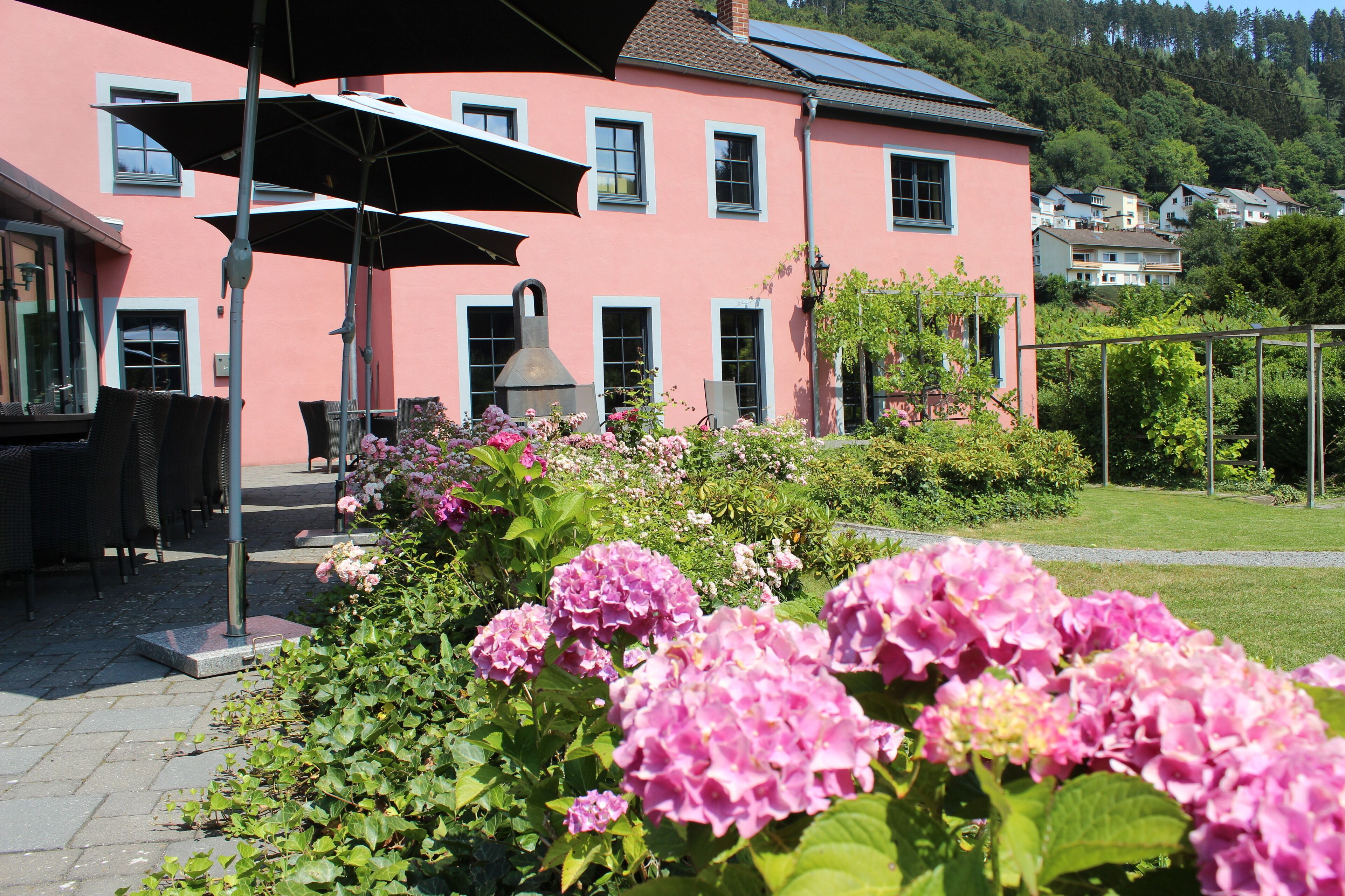 屋外ダイニングエリア