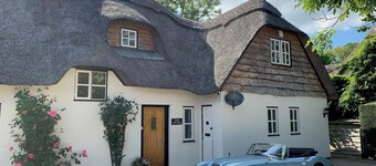 Riverside Pied a Terre, in Town, Two Acre Garden