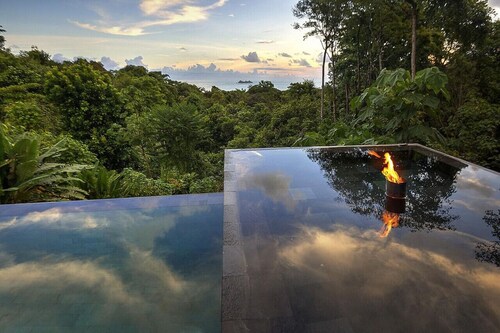 La Experiencia CR - · OCEAN VIEW PRIVATE BEACH ACCESS AND 2 POOLS WE HAVE IT ALL