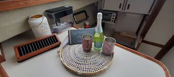 Irish Mist V @ Reefpoint Marina