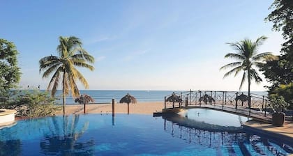 Luxury Ocean View Ground Floor, Premier Golf and Beach Clubs