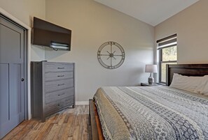 3 bedrooms, free WiFi, bed sheets