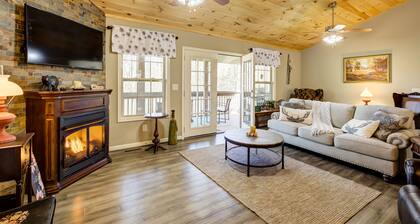 Quiet Cabin Mountain Retreat UC STR #021754