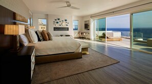 7 chambres, coffres-forts dans les chambres, fer et planche à repasser