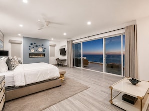 7 bedrooms, in-room safe, iron/ironing board, WiFi