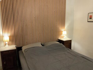 2 camere, ferro/asse da stiro, Wi-Fi (a pagamento), lenzuola