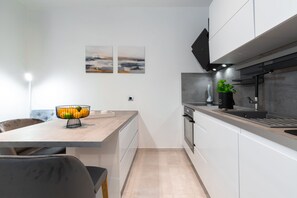 Comfort Apartment | Private kitchen | Fridge, oven, stovetop, dishwasher - WISH Apartments (Korcula)