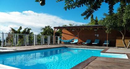 GITE HIBISCUS 4 PERS CLIM UIMA-ALUE SEA VIEW