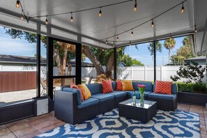 House (Anchors Away Gulf Gate Home) | Exterior