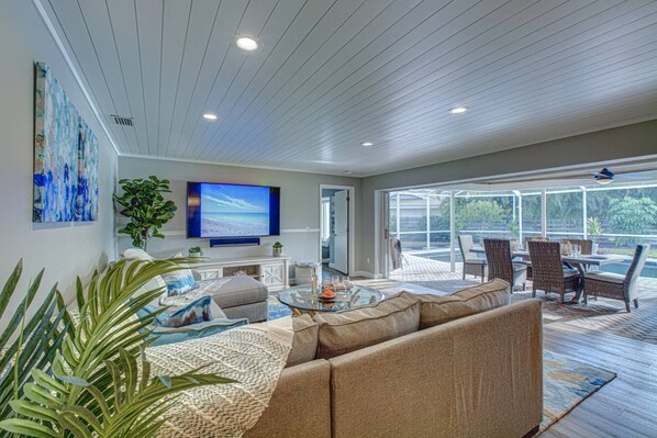 House (Azure Paradise on the Canal) | Exterior