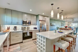 Condo (Beach Way East) | Exterior