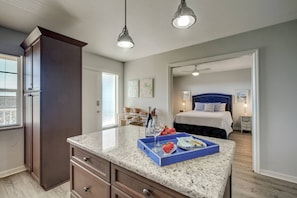 Condo (Bay Tree Beach Side) | Exterior