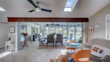 Rumah (Canopy Cottage on Siesta Key) | Eksterior