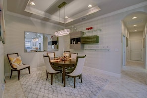 獨棟房屋 (Esplanade by Siesta Key) | 私人廚房 | 電冰箱、微波爐、爐台、洗碗機