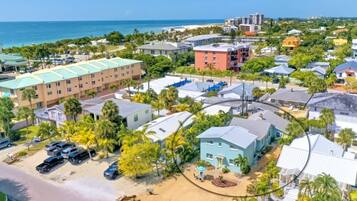 Condo (Island Dreams Cozy Cottage #4) | Exterior