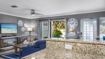 Condo (Minorga Sand Dollar on the Key) | Exterior