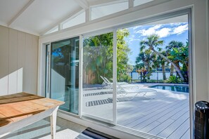 House (Ocean Beach Gleason Home) | Exterior - Ocean Beach Gleason Home (Siesta Key)