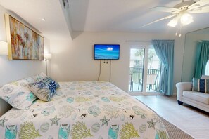 Condo (Sea Village Gulf Views 2nd Floor Cond) | 2 bedrooms, WiFi - Sea Village Gulf Views 2nd Floor Condo (Siesta Key)