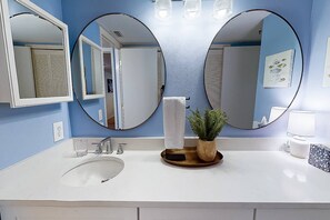 Condo (Siesta Bayside by Pool & Tennis) | Exterior - Siesta Bayside by Pool & Tennis (Siesta Key)