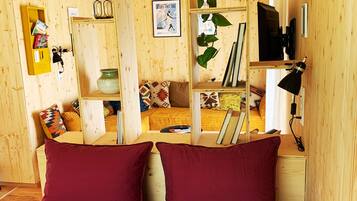 1 Schlafzimmer, Reisekinderbett, kostenloses WLAN, Bettwäsche