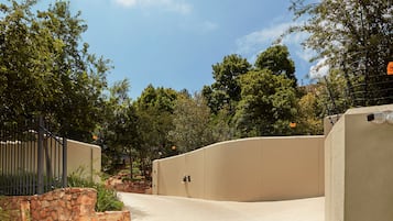 Entrada de la propiedad