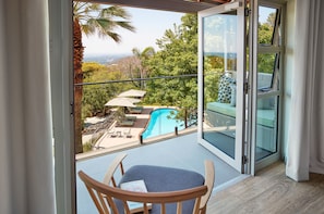 Balcony view - The Cliffside Boutique Getaway (Randburg)
