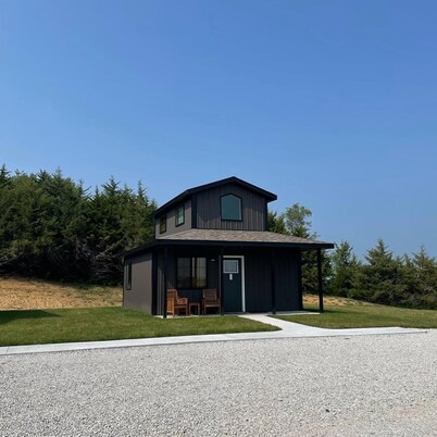 Newly Constructed! "The Stables"