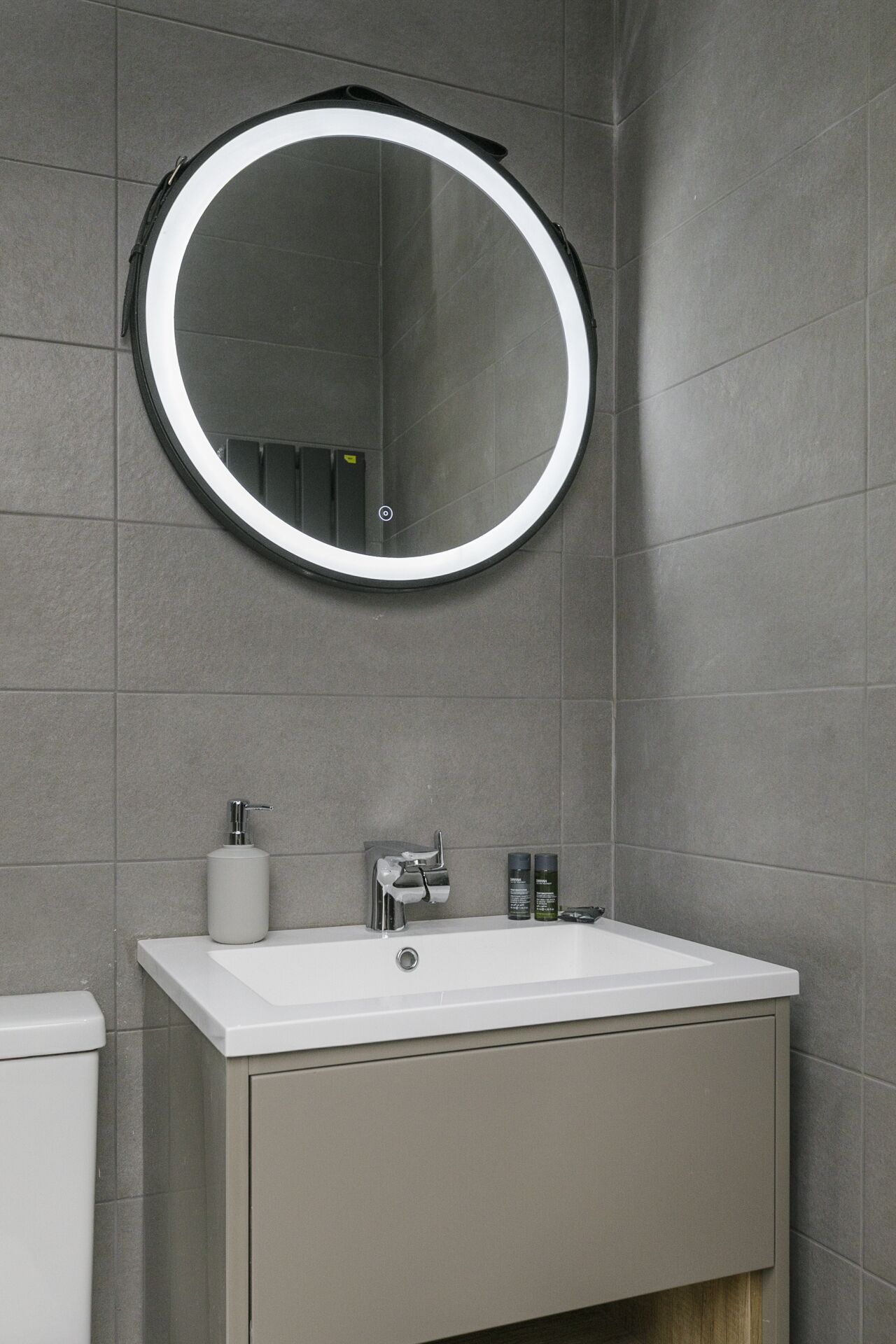 Foto - Number 11 by the Warren Collection