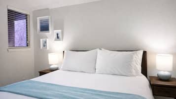 2 soverom, strykejern/-brett og internettilgang