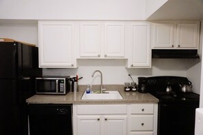Fridge, microwave, oven, dishwasher - Extensive Cleaning Protocols * Award Winning Beds (Salt Lake City)