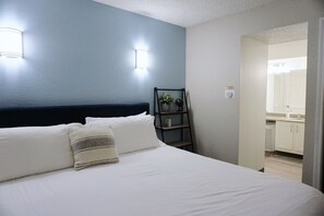 アイロン / アイロン台、旅行用ベビーベッド、WiFi