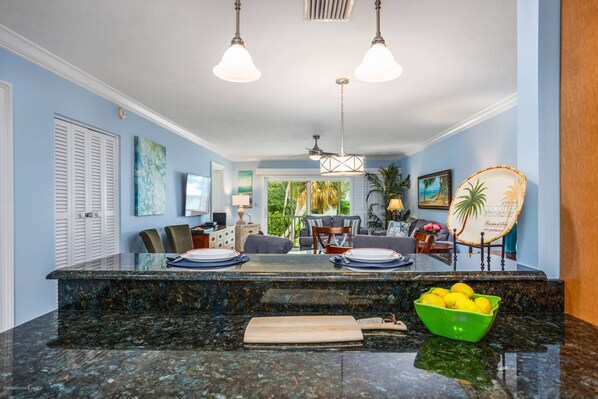 Condo (Kingston Arms - Walk to beach and St.) | Exterior