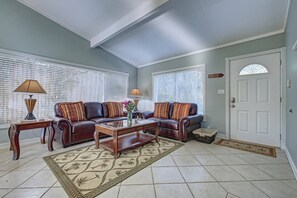 Bungalow (Peacock Bungalow - right) | Wohnzimmer