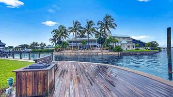 Condo (Siesta Bayside Condo) | Exterior