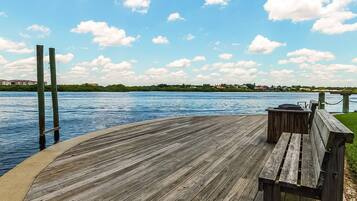 Condo (Siesta Bayside Condo) | Exterior