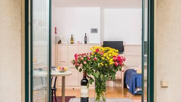 Apartment (Gartenapartment private Terrasse #H03)