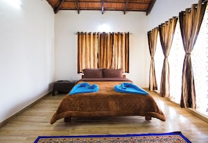 Zimmer, 1 Schlafzimmer, Raucher, Balkon | 1 Schlafzimmer