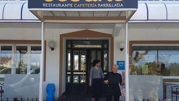 Habitación, 1 habitación, fumadores, patio | Entrada al alojamiento