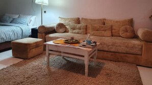 Unclassified image, 3 of 11, button - Furnished Studio in Agdal Near the Mall and Train Station (Rabat)