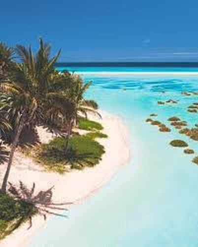 Apartment With Swimming Pool Near the Beach