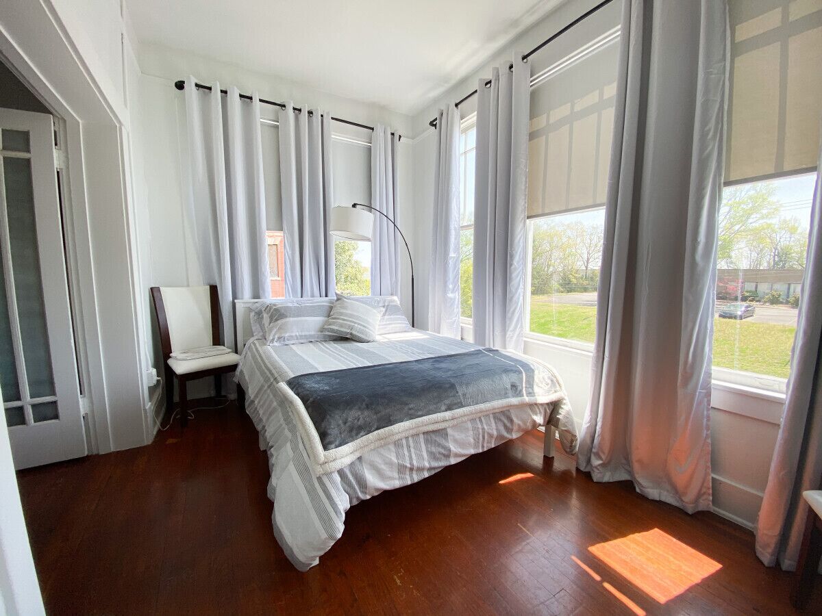 1 chambre, bureau, fer et planche à repasser, Wi-Fi