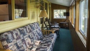 行政小屋 (8) | 起居区