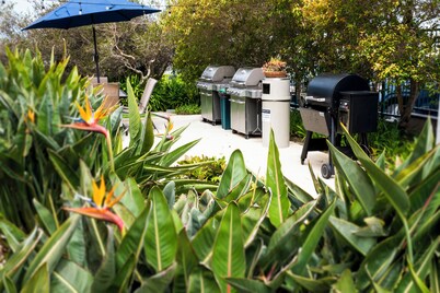 Waterfront Condo in Channel Islands Harbor. Perfect Destination for Any Traveler!