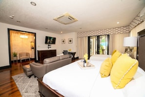 Room - Orchids & Palms Villa, Chef, Pool-Montego Bay! (Montego Bay)