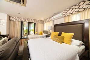 6 室のベッドルーム、デスク、アイロン / アイロン台、WiFi