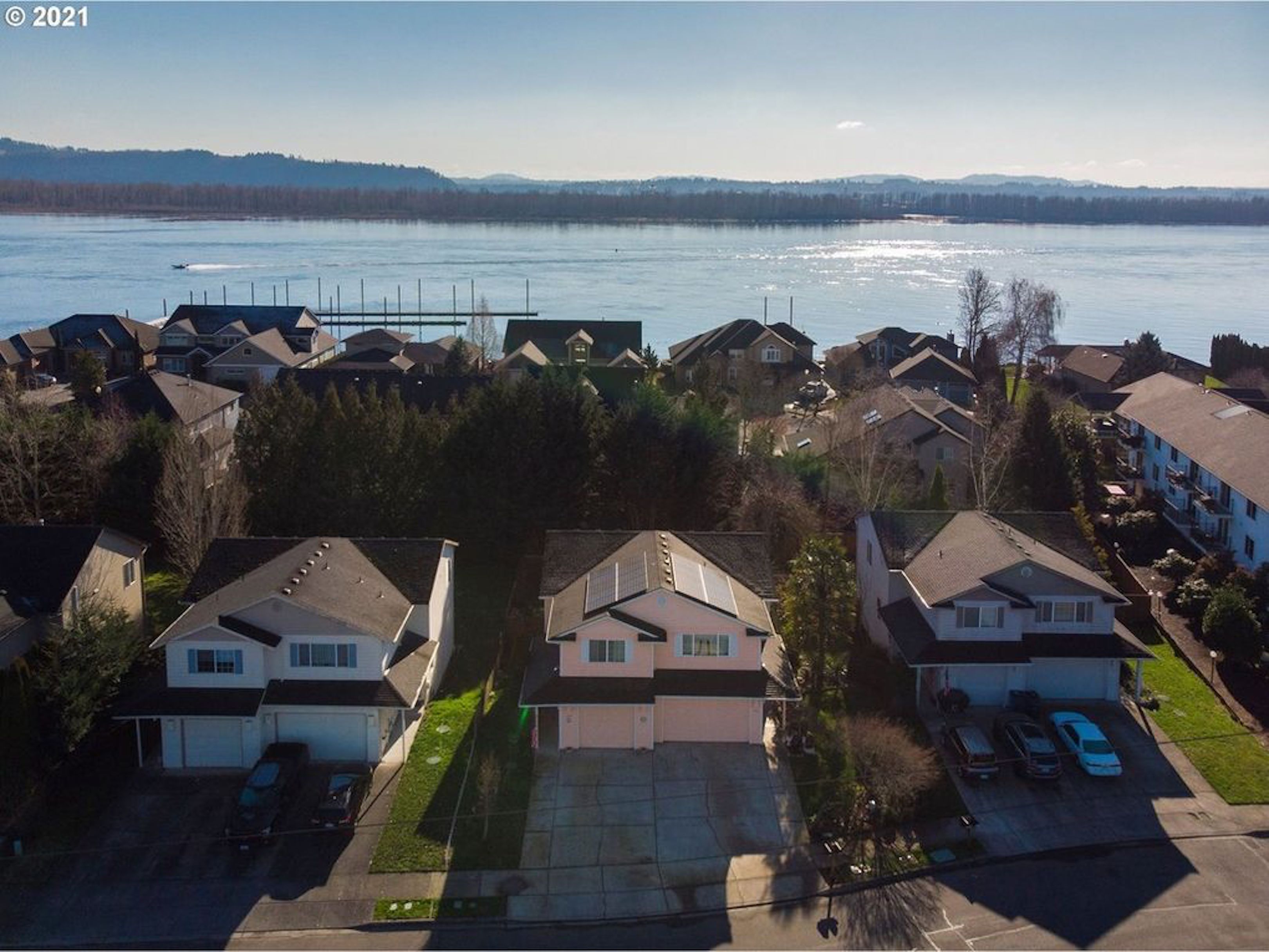 2BR w SAUNA near Downtown Camas & Waterfront