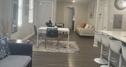 LUXURY BIG APARTMENT. VERY CLOSE TO NYC
