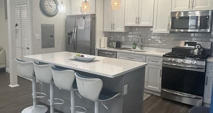 LUXURY BIG APARTMENT. VERY CLOSE TO NYC